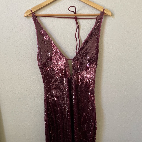 HADID LONG MIDI DRESS - MERLOT - Picture 5 of 10